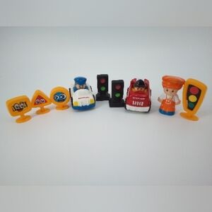 Fisher-Price Little People Mattel 2009 Police Car Fire Engine Street Lights Set